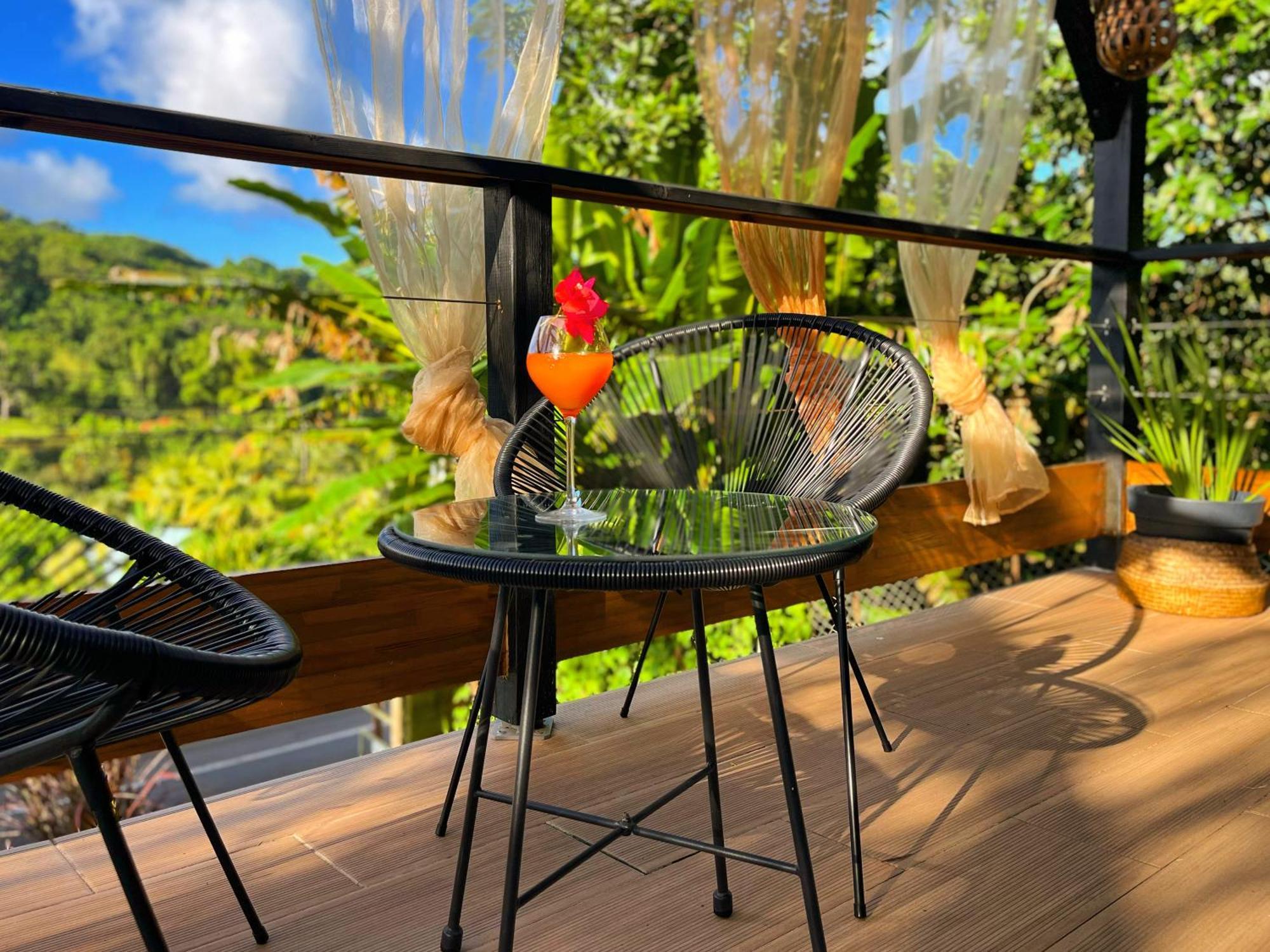 Cocon Des Jardins - Bungalow & Spa Gros-Morne Exteriör bild